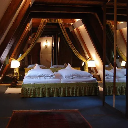 Hotel Burgstall